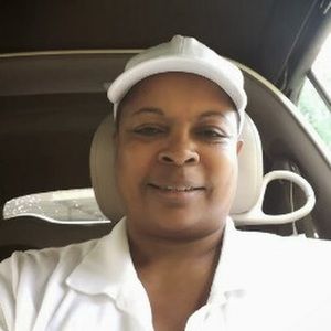 Meet your Posher, Charli